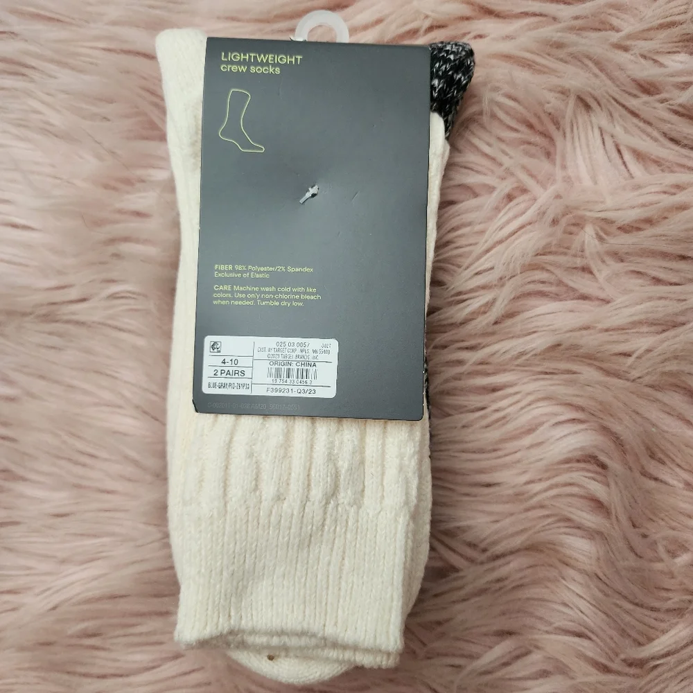 All In Motion lightweight crew socks moisture wicking 2 pairs Sz 4-10